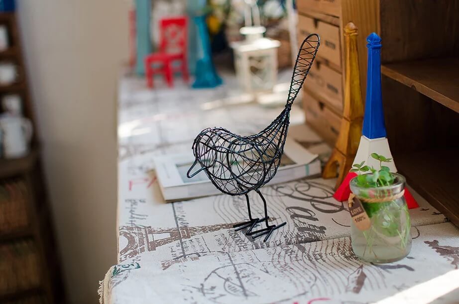 Abstract Geometric Wire Mesh Birds Sculptures Vintage Animal Miniature Figurines Nordic Home Black or White Decoration Accessories