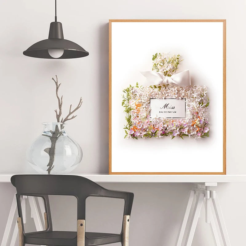 Fashion Blush Pink Perfume Flower Canvas Print Wall Art Minimalist Pink Floral Fine Art For Girl Living Room Bedroom Refresh