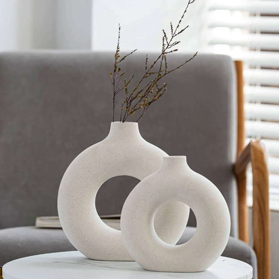 Nordic White Ceramic Vase For Creative Floral Decoration Modern Pot For Contemporary Coffee Tabletop Ornament For Scandinavian Home Decoration