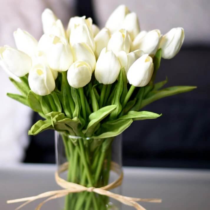 Beautiful Tulips Artificial Flowers For Maintenance-Free Creative Home Décor Floral Displays For Living Room Dining Room Nordic Home Decoration