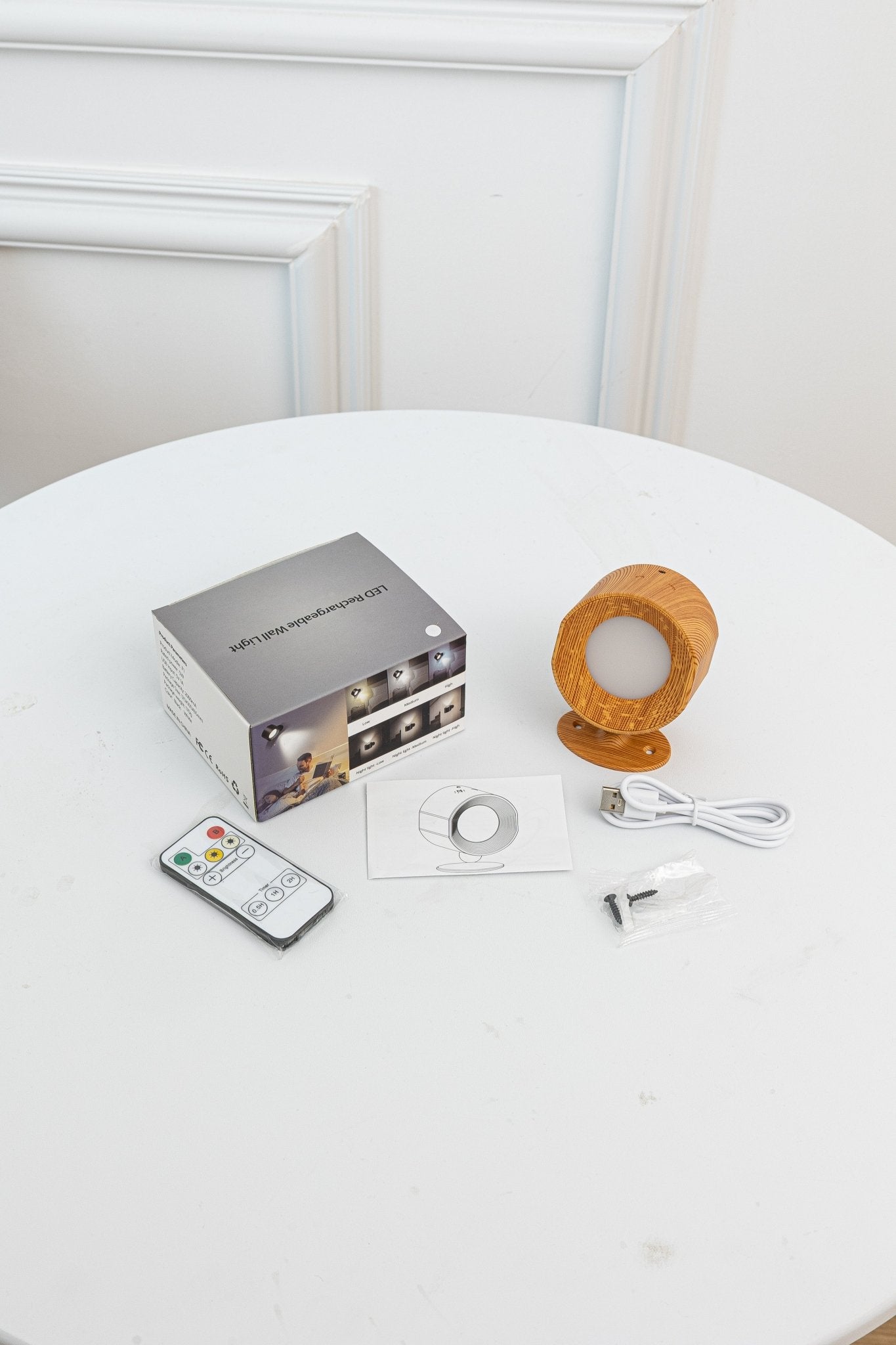 360° Rotatable LED Wall Light – Magnetic & Detachable