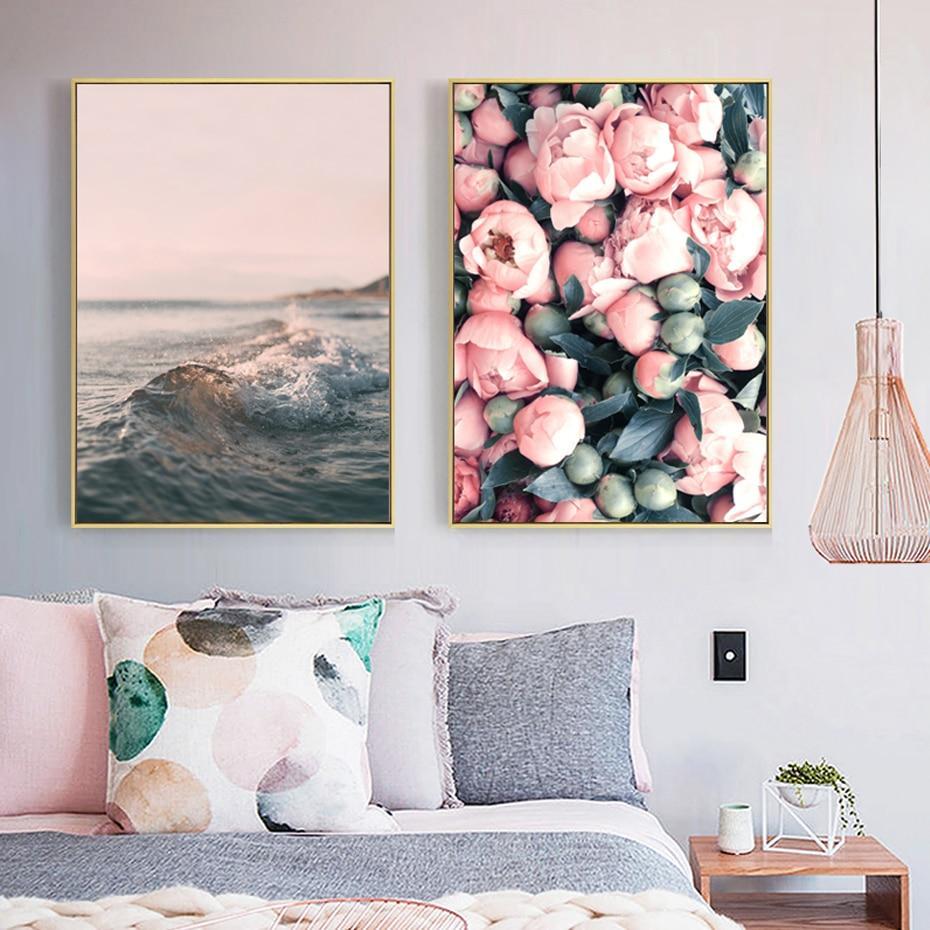 Pink Dreams - Flowers & Flamingo Canvas Print